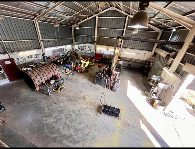 709M² OFFICE FOR SALE IN NORTH END